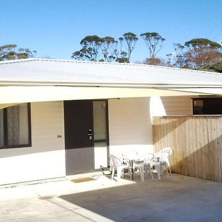 New Smart Home Nearby Plaza Auckland Exterior foto